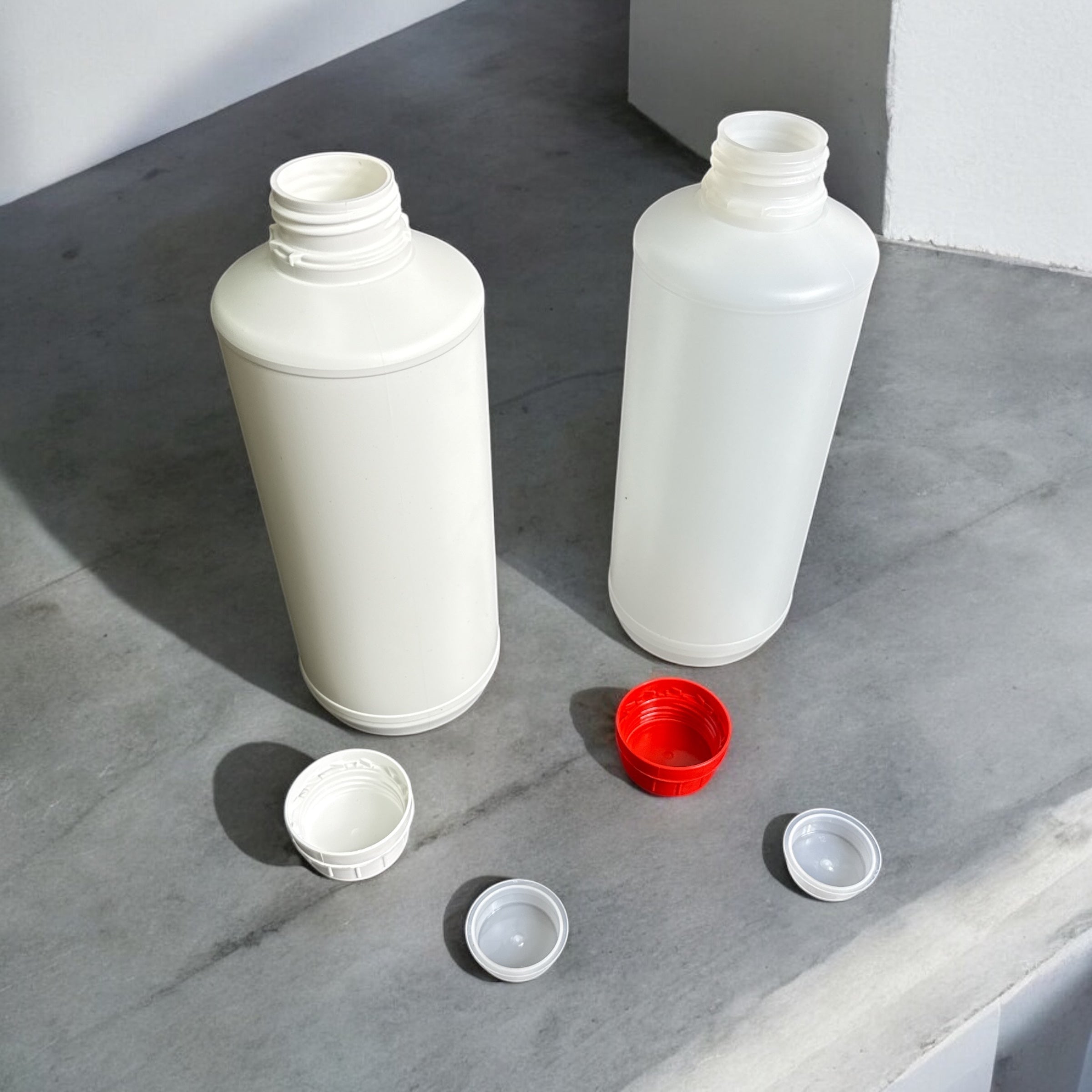 PU157 500ml HDPE Plastic Bottle | Chemical-Resistant Industrial Bottle with Inner Stopper