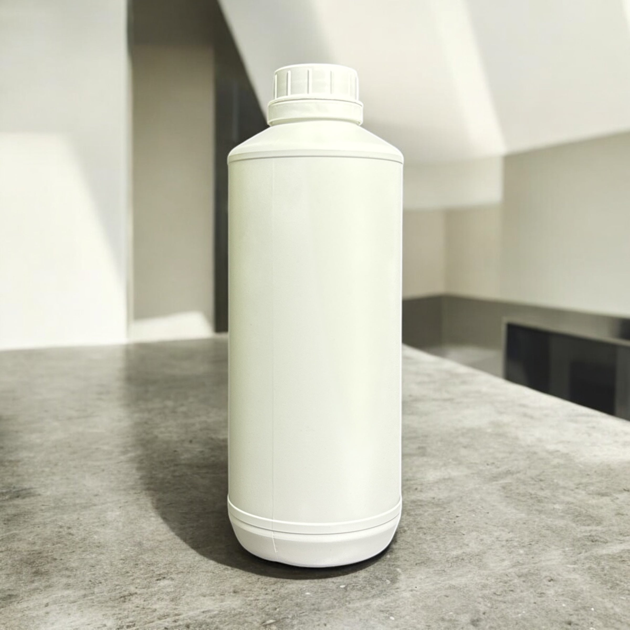 PU-156 1 Litre HDPE Plastic Bottle with Leak-Proof Cap (1000ml)