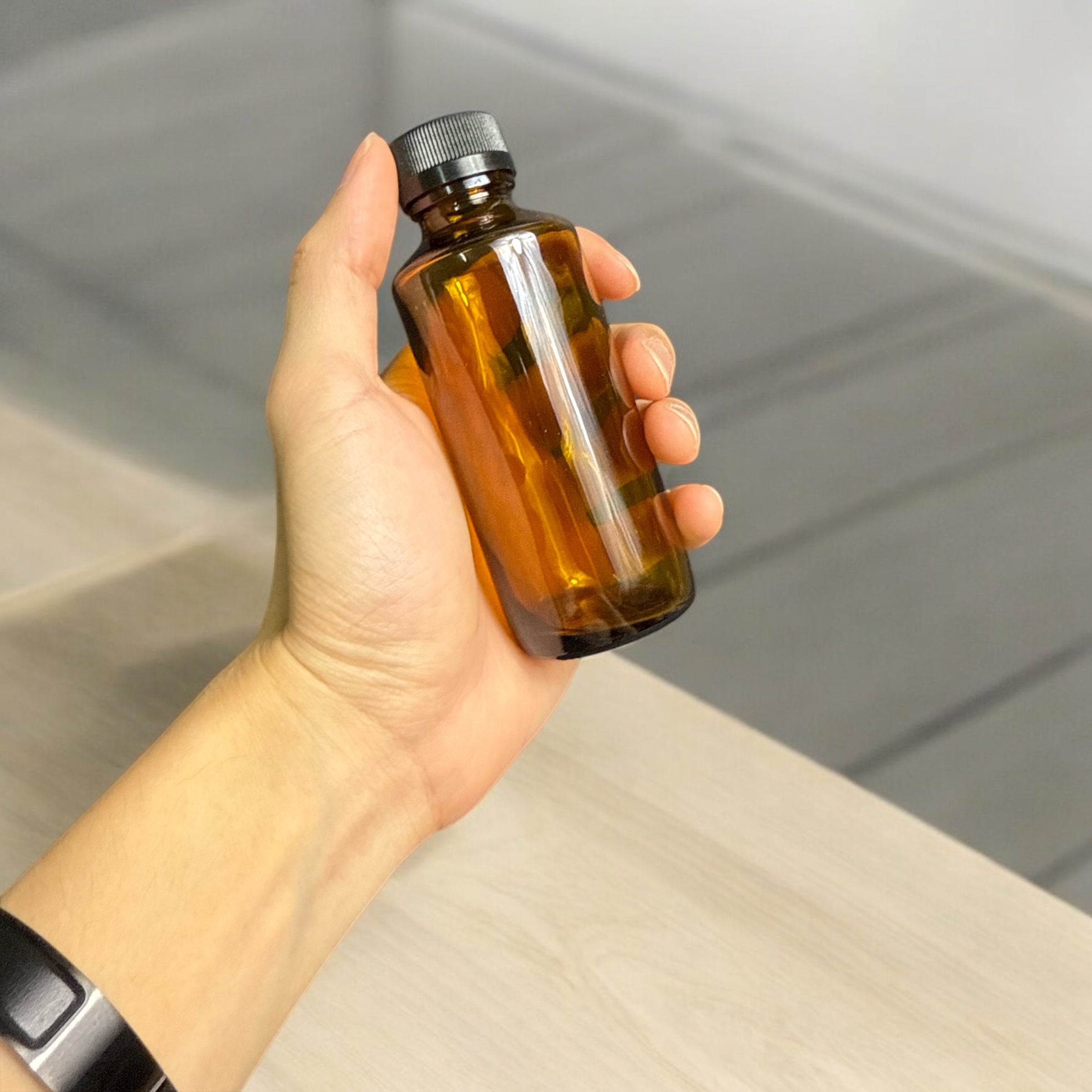 QPA-179 100ml Amber Glass Bottle | 28mm Neck | UV-Inhibiting | Bulk Tray Pack (64 Units)