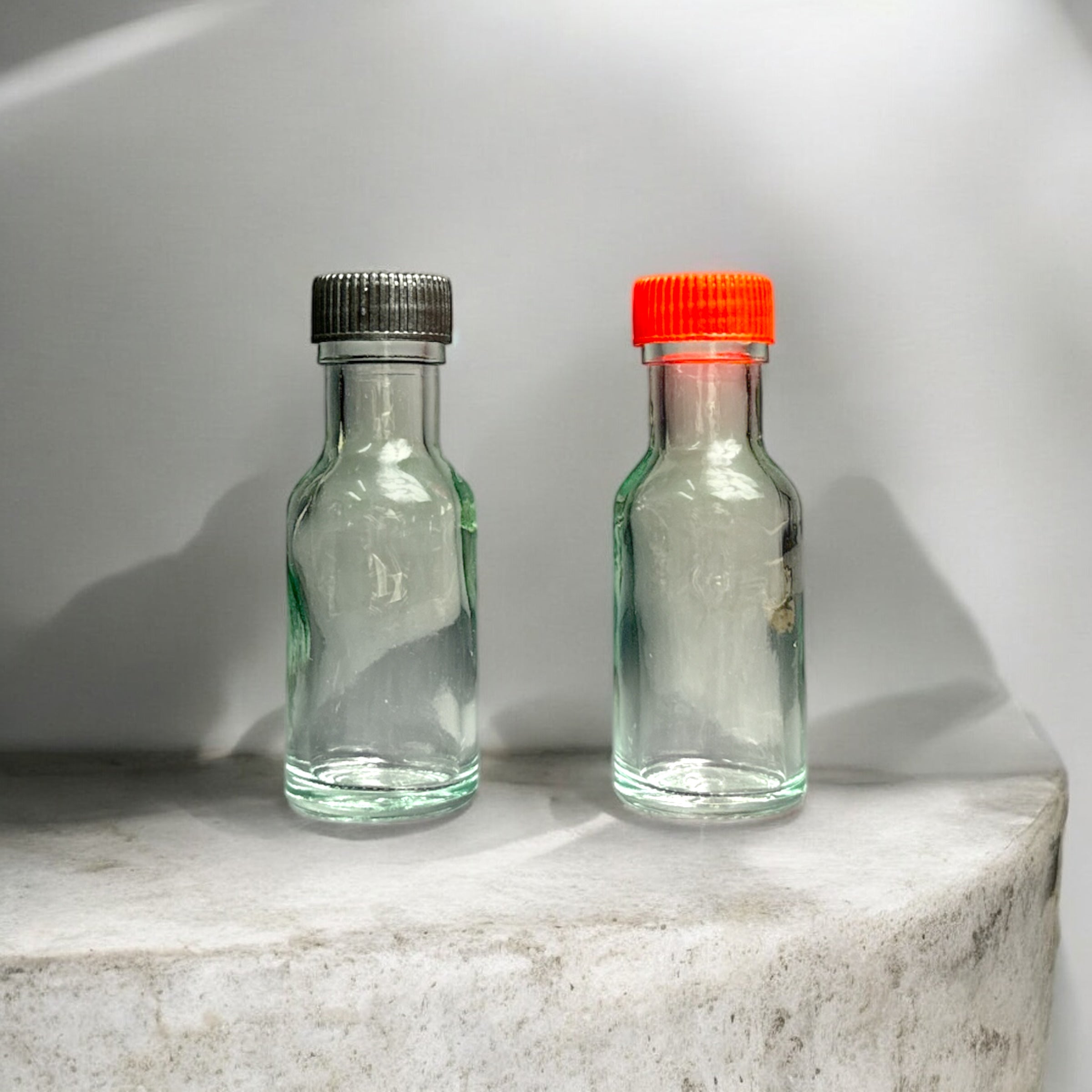 W527 25ml Glass Bottle | Bakery Ingredient & Food Storage Bottle | Massage Oil Bottle